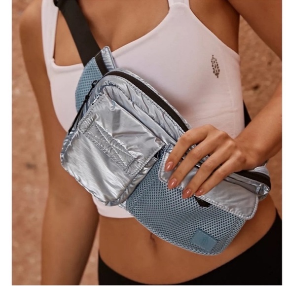Free People Handbags - New Free People Courtside Cargo Sling Oversized Sporty Belt Bag
